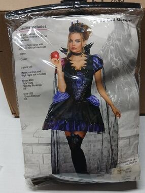 Dreamgirl Evil Queen Sexy Halloween Costume w/ Cape & Crown Goth Snow White Sz M